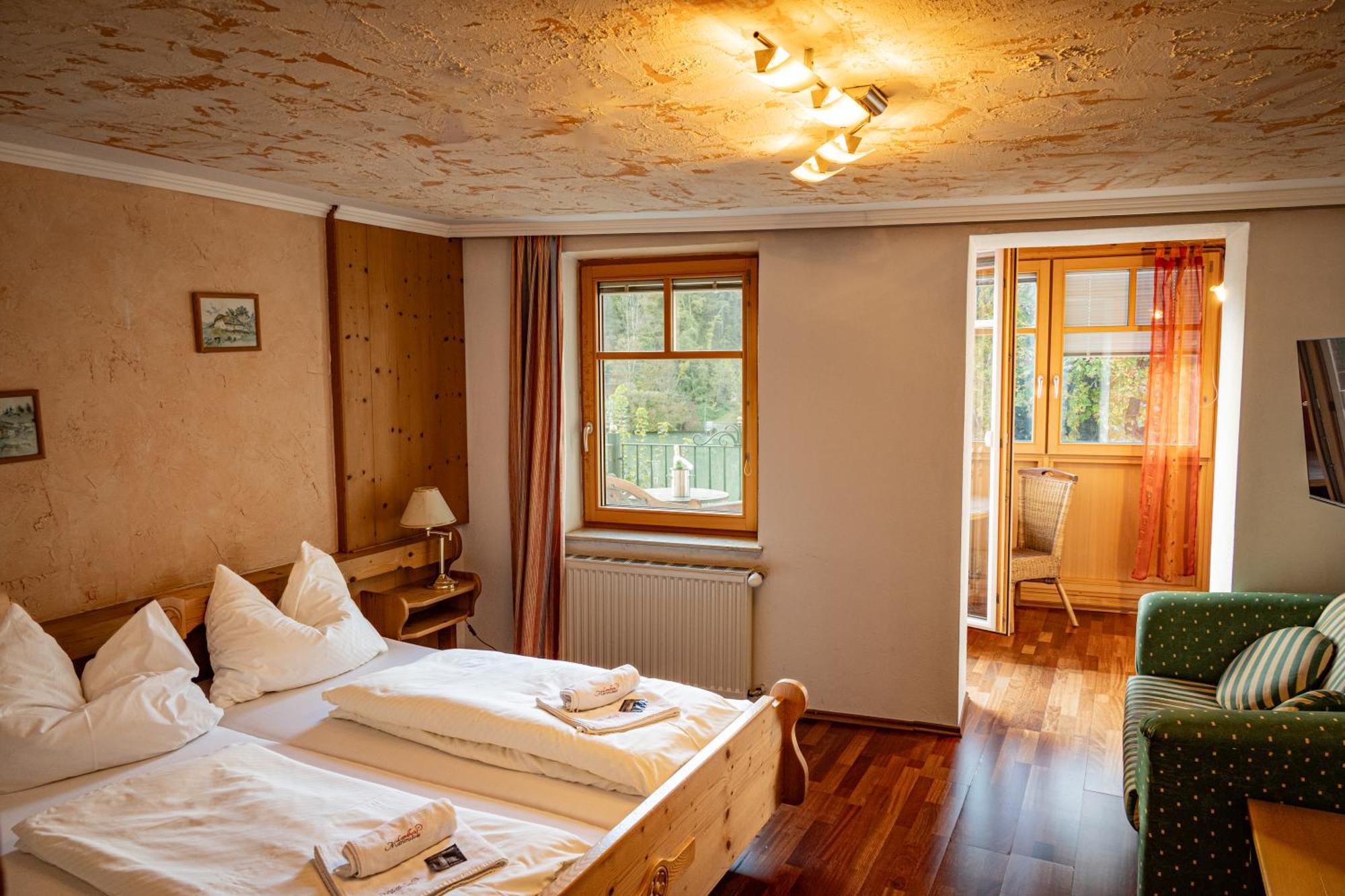 Landhotel Mariensaeule Wernstein am Inn 외부 사진