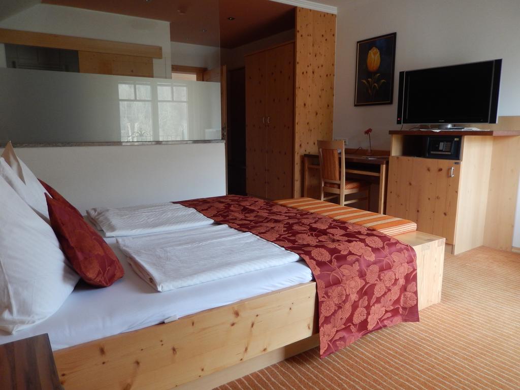 Landhotel Mariensaeule Wernstein am Inn 외부 사진